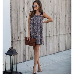 Vici dress